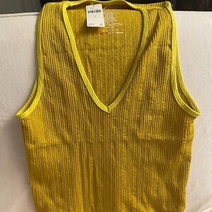 NWT Anthropologie v-neck tee - S